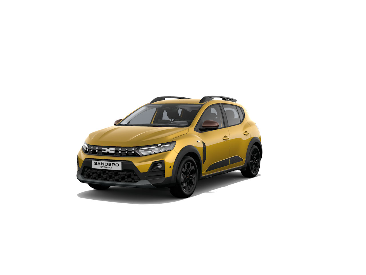 Gelber Dacia Sandero mit schwarzem Dach und Rädern, frontale Ansicht auf weißem Hintergrund.